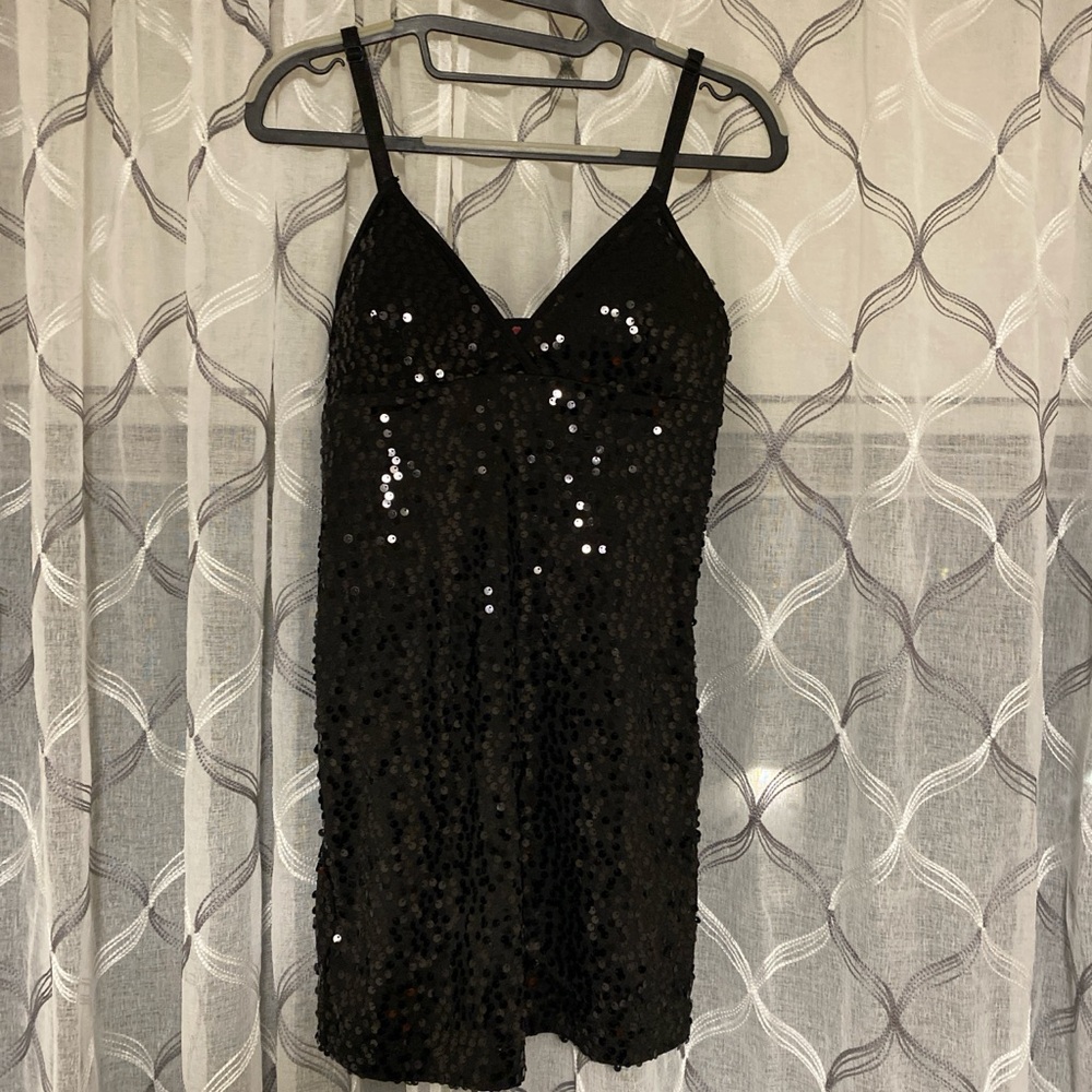 M Forever21 Black sequin mini dress with adjustable straps.